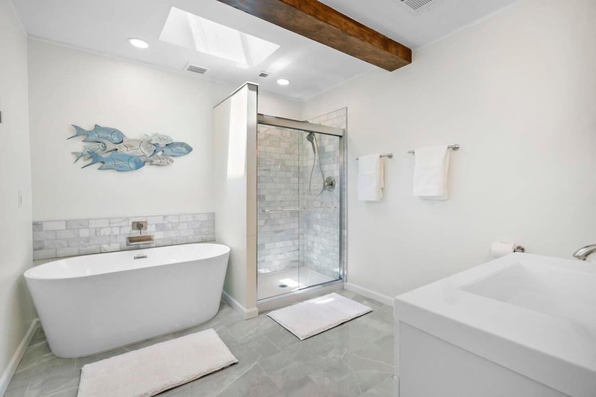 The St Augusdream Renovated Beach House Sleeps 8 Walk To Beach St. Augustine Exteriör bild