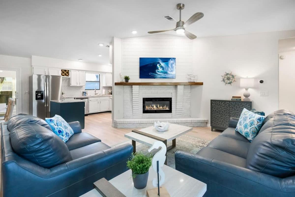 The St Augusdream Renovated Beach House Sleeps 8 Walk To Beach St. Augustine Exteriör bild