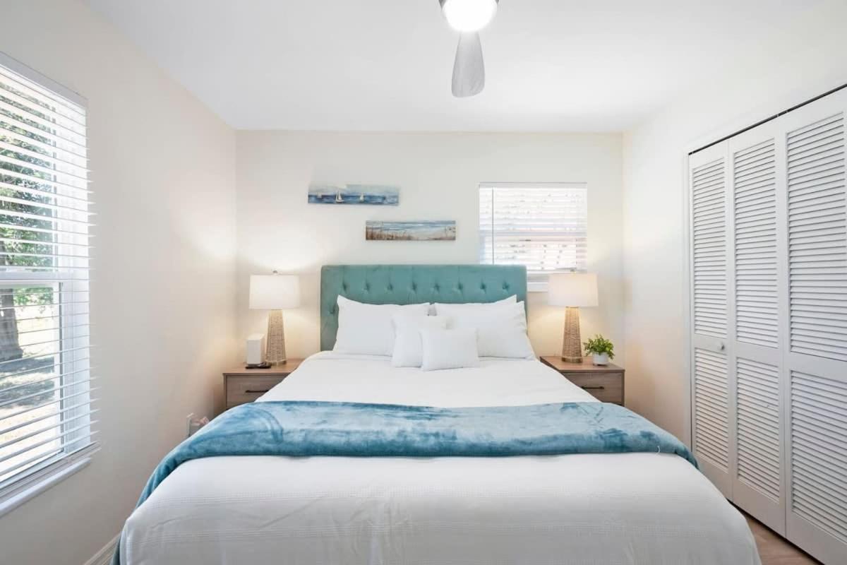 The St Augusdream Renovated Beach House Sleeps 8 Walk To Beach St. Augustine Exteriör bild