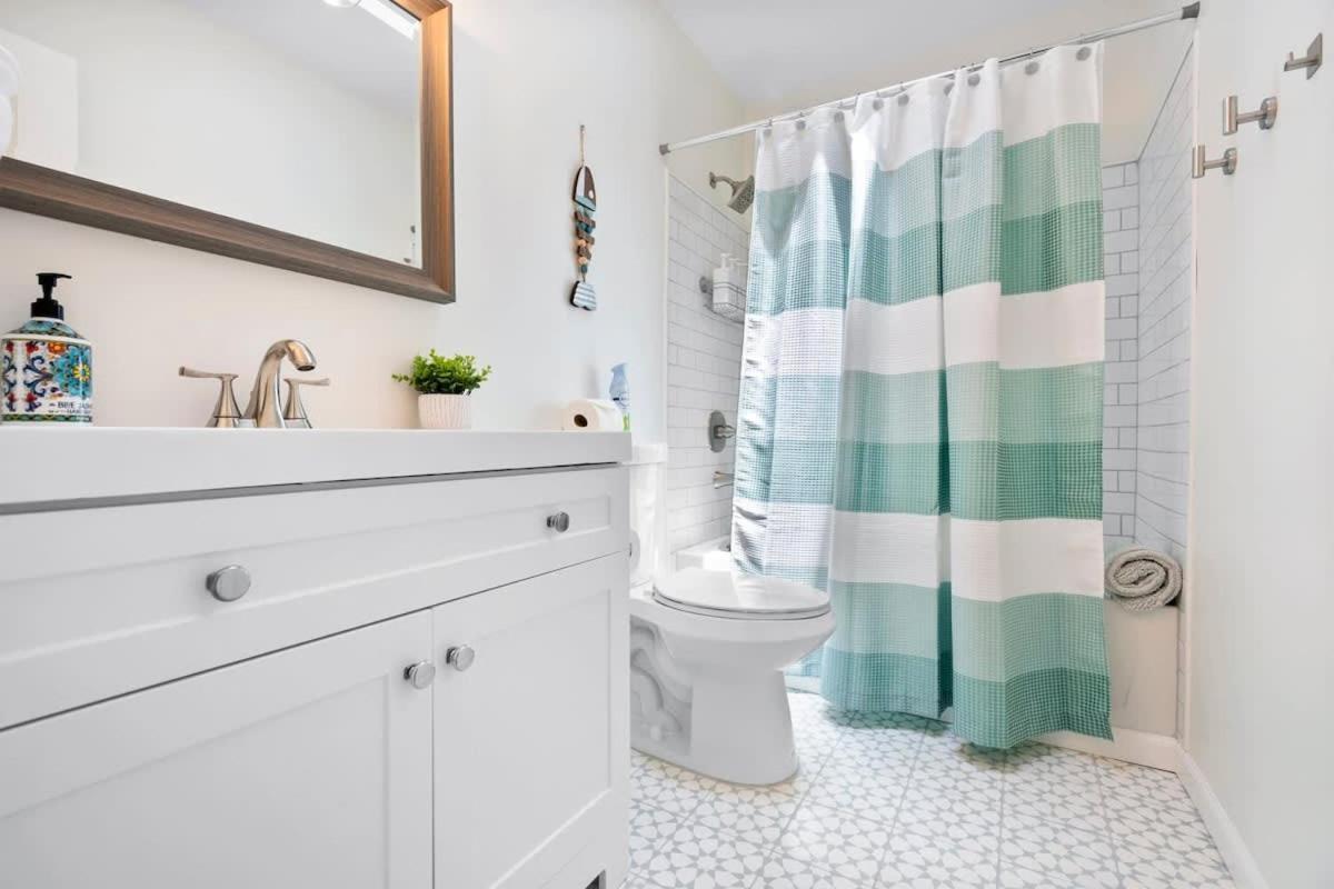 The St Augusdream Renovated Beach House Sleeps 8 Walk To Beach St. Augustine Exteriör bild