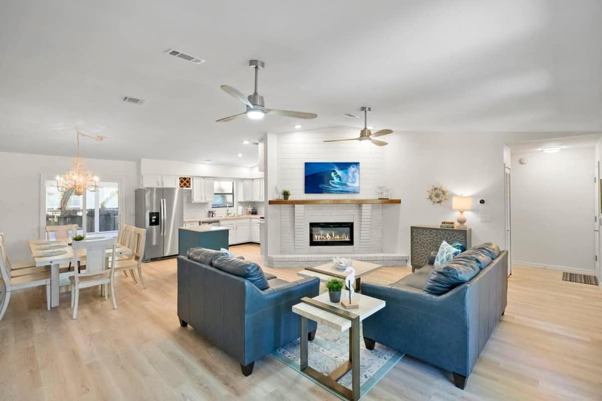 The St Augusdream Renovated Beach House Sleeps 8 Walk To Beach St. Augustine Exteriör bild